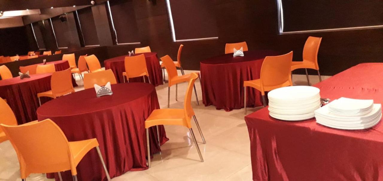 Hotel-S-Park Khammam Bagian luar foto